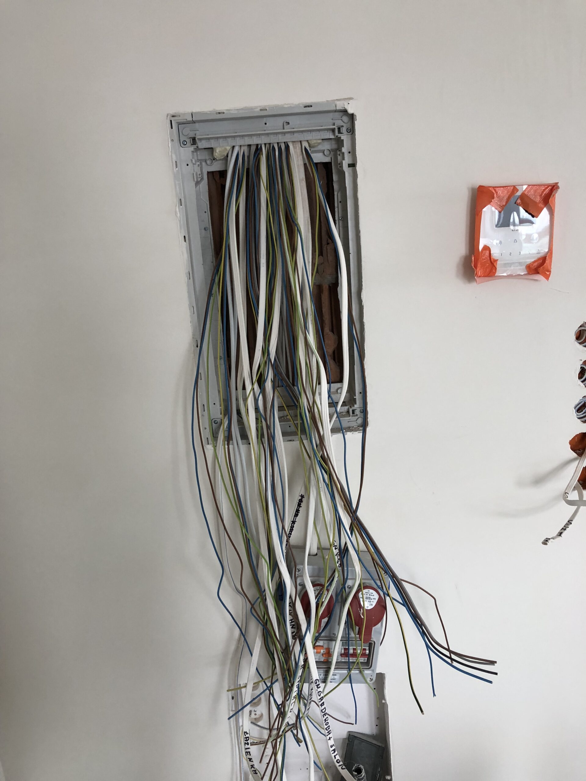 Montaż rozdzielnic – Zlecenie 1